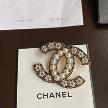 Load image into Gallery viewer, C h a n e l brooch