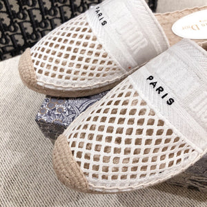 D i o r slides