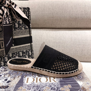 D i o r slides black