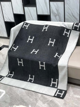 Load image into Gallery viewer, Hermès throw