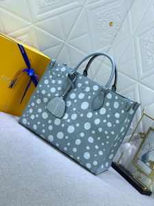 L v dots 35 x 27 x 14