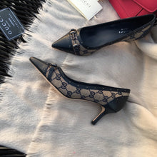 Load image into Gallery viewer, G u c c i heels