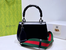 Load image into Gallery viewer, G u c c i bamboo 21*15*7cm。