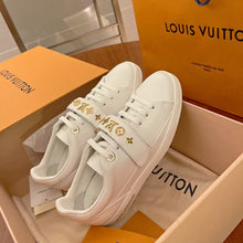 Load image into Gallery viewer, L v sneakers 2021