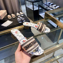 Load image into Gallery viewer, Dior heel