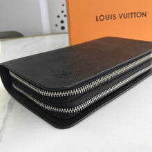 Load image into Gallery viewer, L v pouch 21*11*5