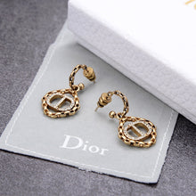 Load image into Gallery viewer, D i o r earrings