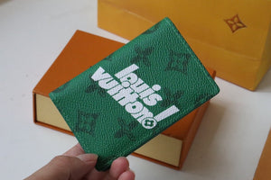 L v pocket wallet