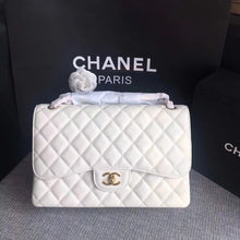 Load image into Gallery viewer, Chanel caviar white 30cm