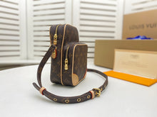 Load image into Gallery viewer, L v pouch 21.5*15*