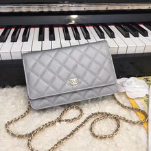 Load image into Gallery viewer, Chanel caviar Size:19x12 cm