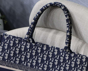 Dior medium 36 cm