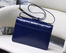 Load image into Gallery viewer, D i o r Montaigne navy 24 x 17 x 8 cm