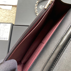 C h a n e l silver :w20×h13×d3.5cm