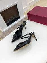 Load image into Gallery viewer, V heels black 7.5cm 34-41