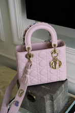 Load image into Gallery viewer, Lady d pink