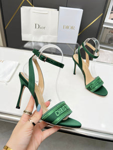 D I o r heels