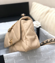 Load image into Gallery viewer, Chanel cream
