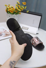 Load image into Gallery viewer, Gucci slides