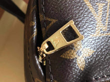 Load image into Gallery viewer, Lv backpack