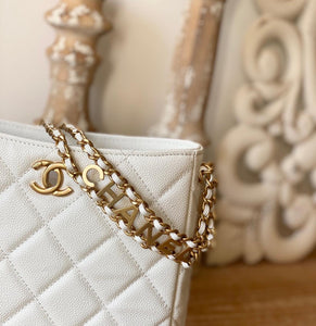 C h a n e l white