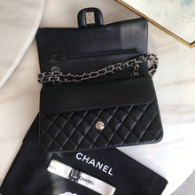 Load image into Gallery viewer, C hanel classic black