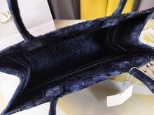 Load image into Gallery viewer, D I o r navy