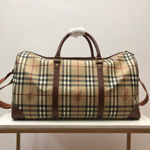 B u r b e r r y duffle 51-21-32cm