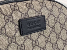Load image into Gallery viewer, G u c c i backpack W31.5 H41 D14.5,