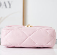 Load image into Gallery viewer, C h a n e l pink 26cm