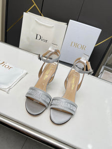 D I o r heels