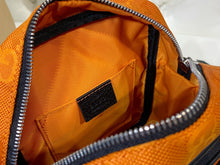 Load image into Gallery viewer, G u c c i backpack 16*22*8.5cm