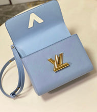 Load image into Gallery viewer, L v blue 23cm