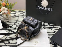 Load image into Gallery viewer, C h a n e l backpack 18×18×12cm