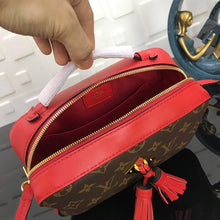 Load image into Gallery viewer, Lv SAINTONGE