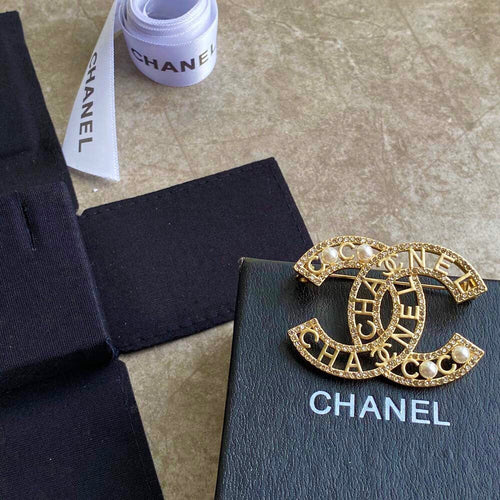 C h a n e l brooch