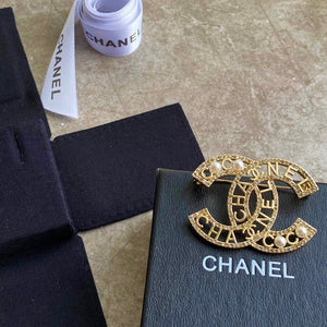 C h a n e l brooch
