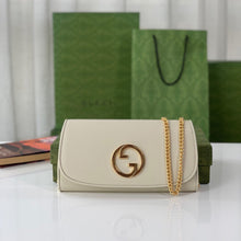 Load image into Gallery viewer, G u c c i crossbody