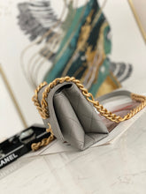 Load image into Gallery viewer, C h a n e l 2021 20*14*7cm