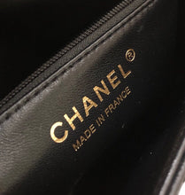 Load image into Gallery viewer, Chanel clutch soft