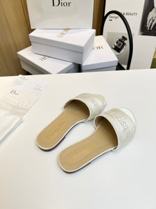 D I o r slides
