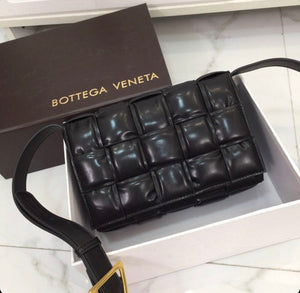 Bottega black