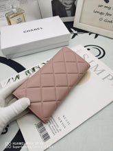 Load image into Gallery viewer, Chanel 19cm