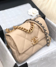 Load image into Gallery viewer, Chanel cream