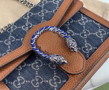 Load image into Gallery viewer, Gucci W20 H15.5 D5cm