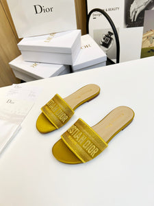 D I o r slides