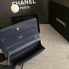 Load image into Gallery viewer, Chanel 19x12 cm