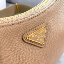 Load image into Gallery viewer, Prada hobo