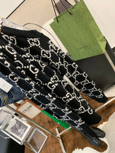 Load image into Gallery viewer, Gucci cardi