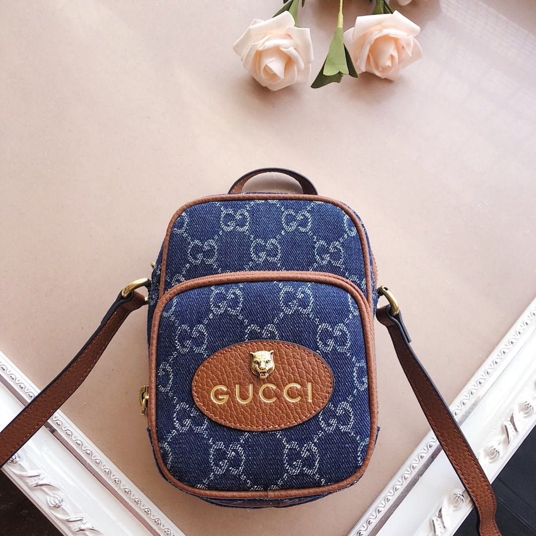 G u c c i travel